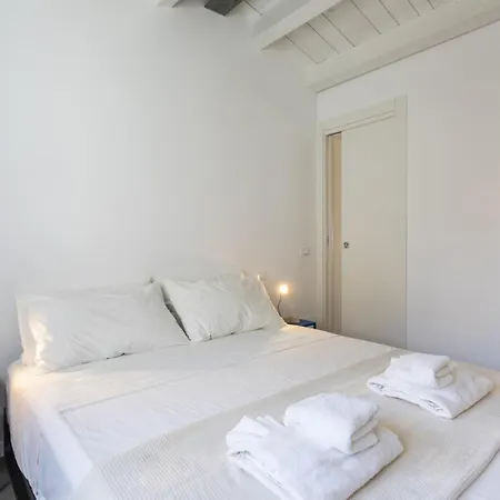 Loft 13 아파트 *
